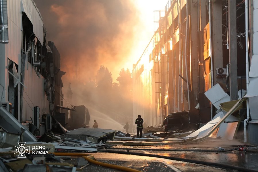 Київ під балістичним ударом: наслідки російської атаки від Фокусу 12 Київ під балістичним ударом: наслідки російської атаки від Фокусу 12
