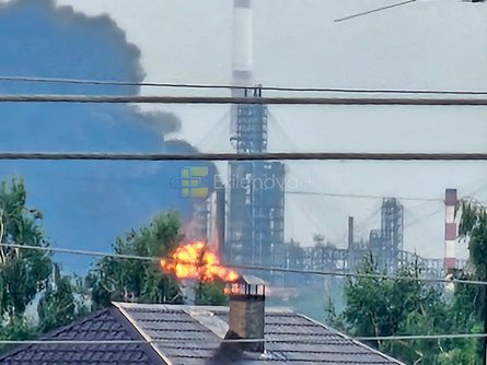 Дрони атакували Сизрань: Знімки ударів по російських нафтопереробних заводах