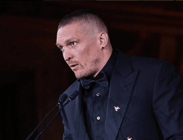 Усик влаштовує боксерський вечір на День Незалежності: хто вийде на ринг