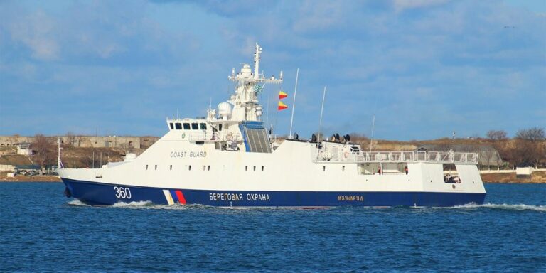 ВМС ЗСУ оприлюднили супутникові докази знищення російського корабля «Ізумруд» 8