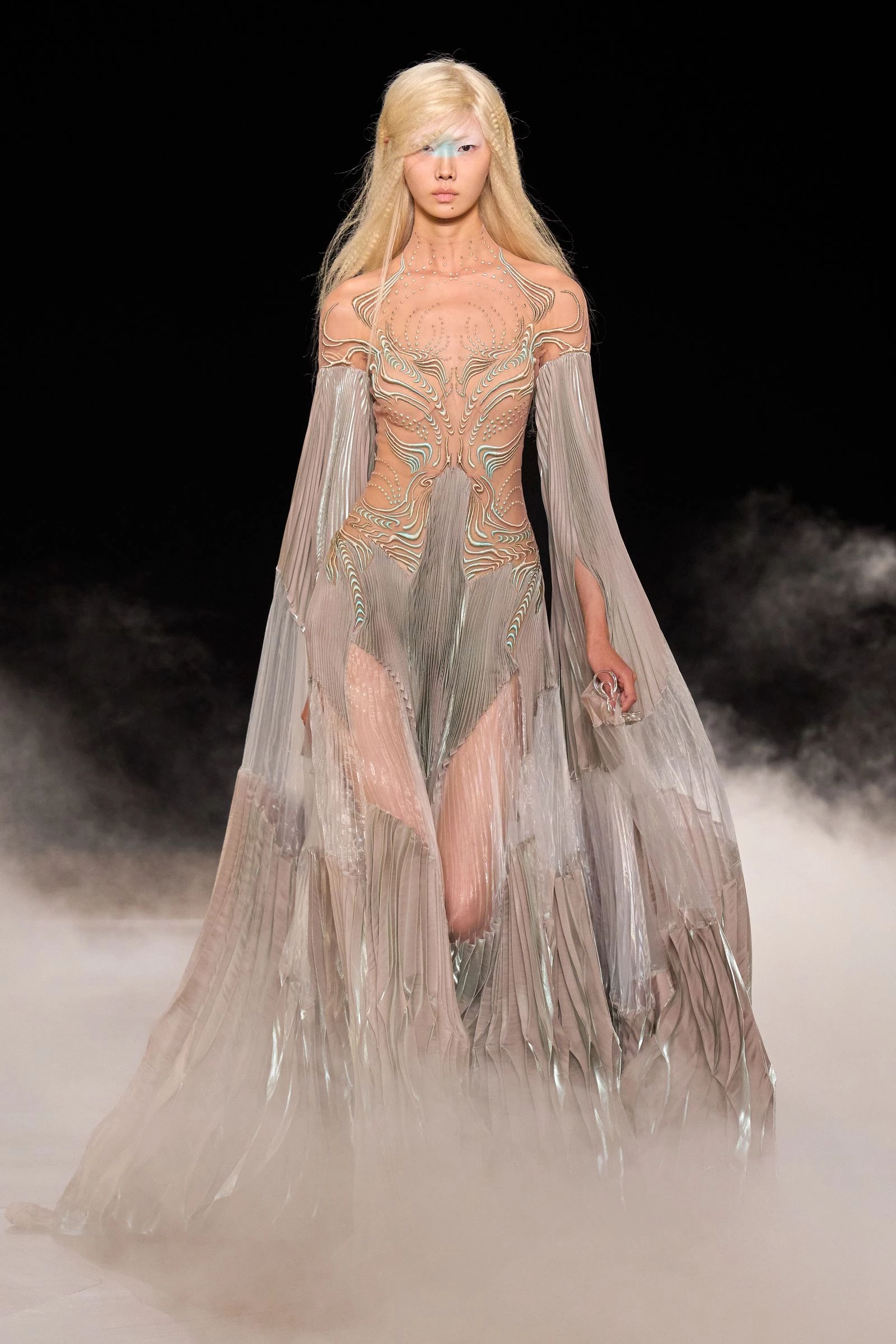Iris Van Herpen15