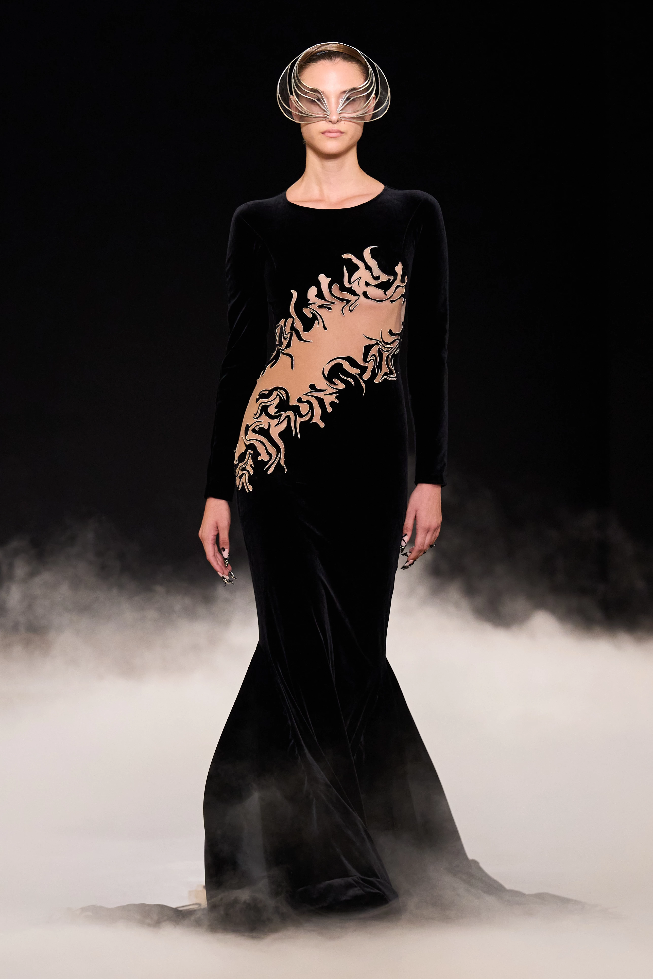 Iris Van Herpen зачаровує: відкриваємо ексклюзивну осінньо-зимову колекцію 2026/277