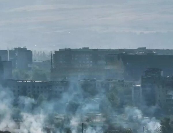 Головна 63 Масовані авіаудари РФ нищать Дружківку: кадри знищення міста