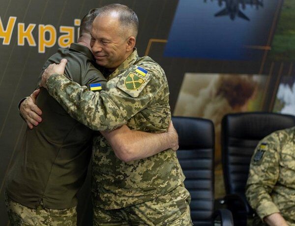 Драпатий перебрав командування ЗСУ: Сирський озвучив побажання