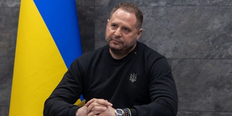 Єрмак і Сирський: обговорення та чутки про відставку Федорова — розбір ЗМІ 31