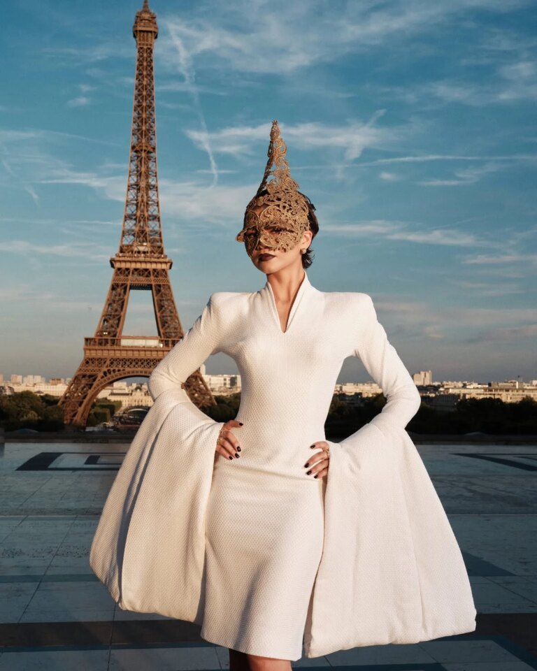Зендея вражає: свіжий вінтажний образ від Alexander McQueen 37 Зендея вражає: свіжий вінтажний образ від Alexander McQueen 6