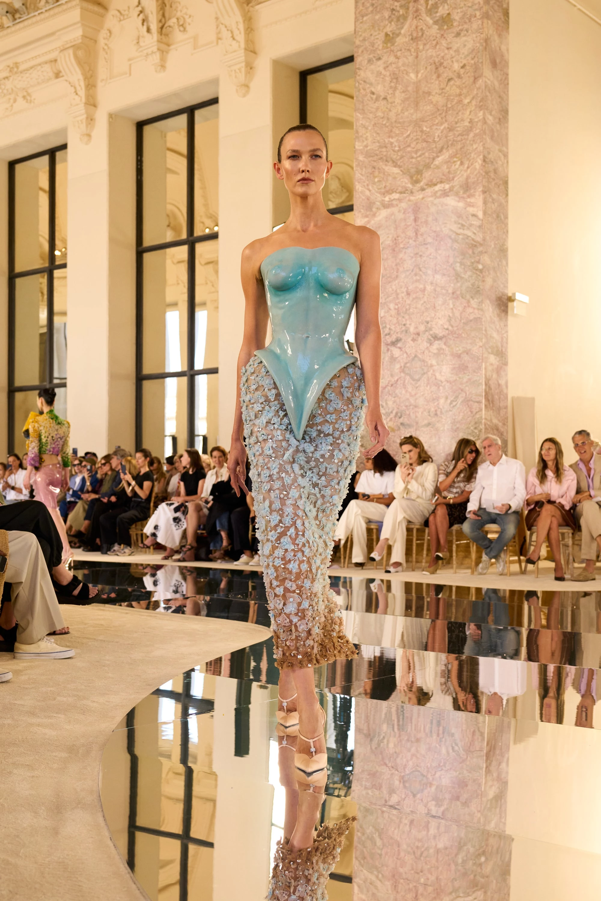 Schiaparelli: Колекція, що переосмислює моду як мистецтво15