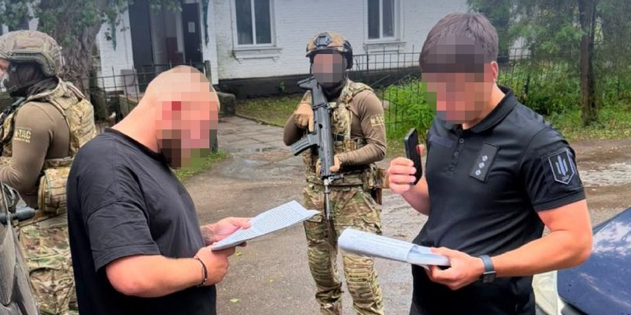ДБР підозрює двох бійців у катуванні: деталі резонансної справи щодо полку “Скеля”