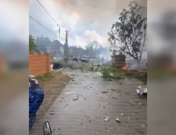 Росія вдарила ракетами по виставці дронів, руйнуючи цілу вулицю: дивіться відео наслідків