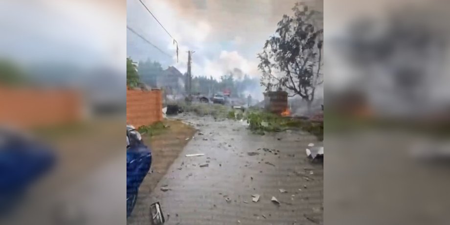 Росія вдарила ракетами по виставці дронів, руйнуючи цілу вулицю: дивіться відео наслідків 2 Росія вдарила ракетами по виставці дронів, руйнуючи цілу вулицю: дивіться відео наслідків 2