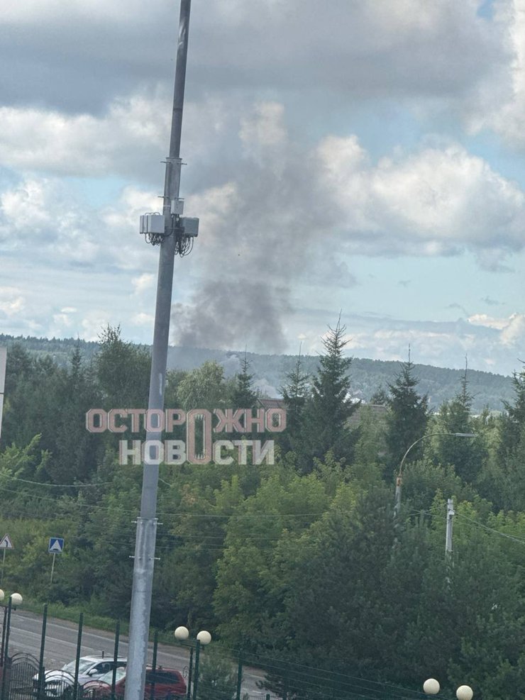 Винищувач Су-57 зазнав катастрофи: пілот успішно катапультувався 8 Винищувач Су-57 зазнав катастрофи: пілот успішно катапультувався 8