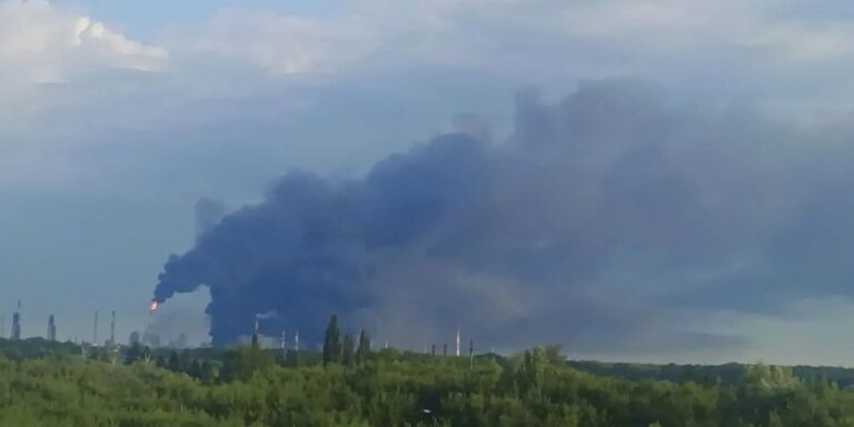 Башкортостан палає: дрони атакували ключовий НПЗ "Газпрому" 17