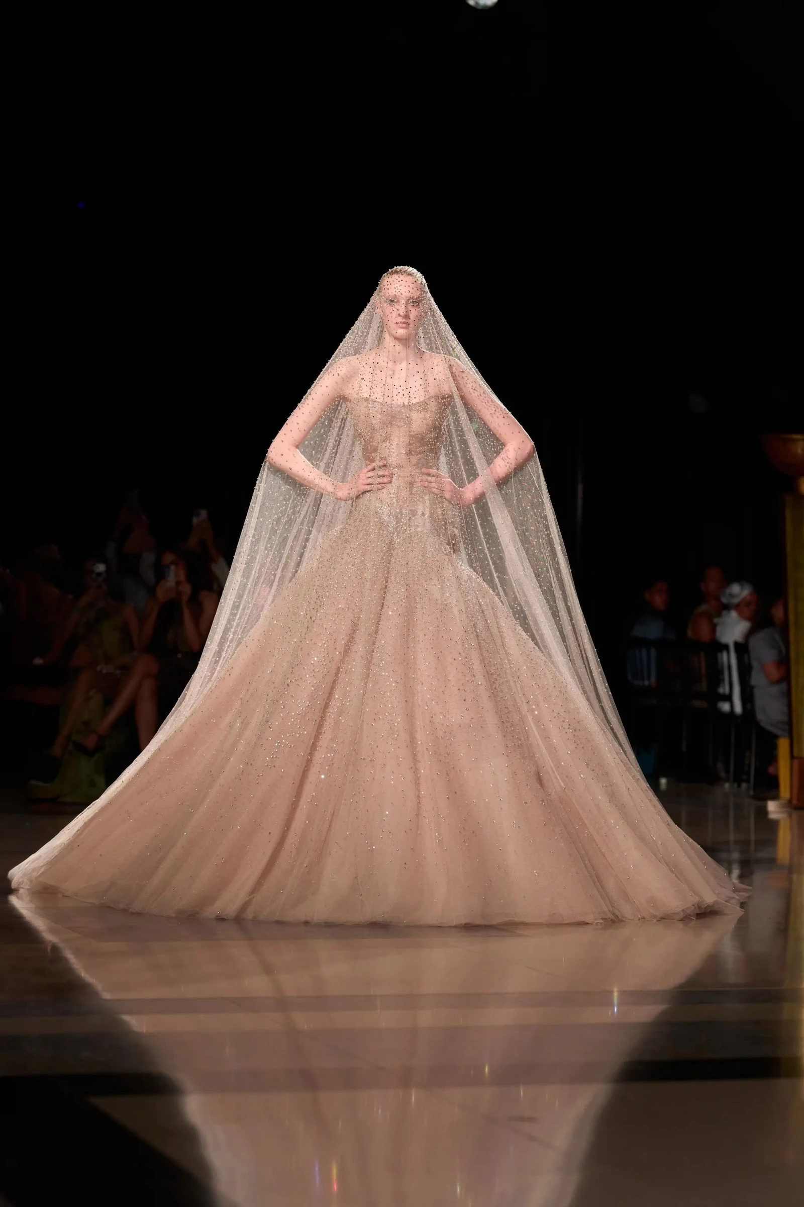 Фото: Vogue Runway 2