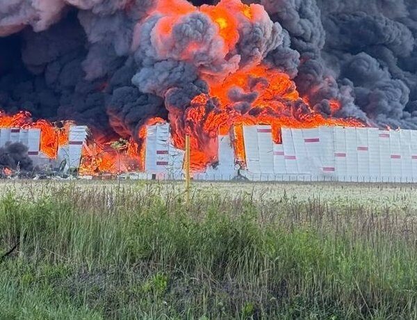 Головна 87 Wildberries під обстрілом: Зеленський та СБУ підтвердили удари по складах