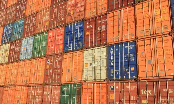 Бізнес пропонує тимчасове полегшення вимог до маркування продукції.