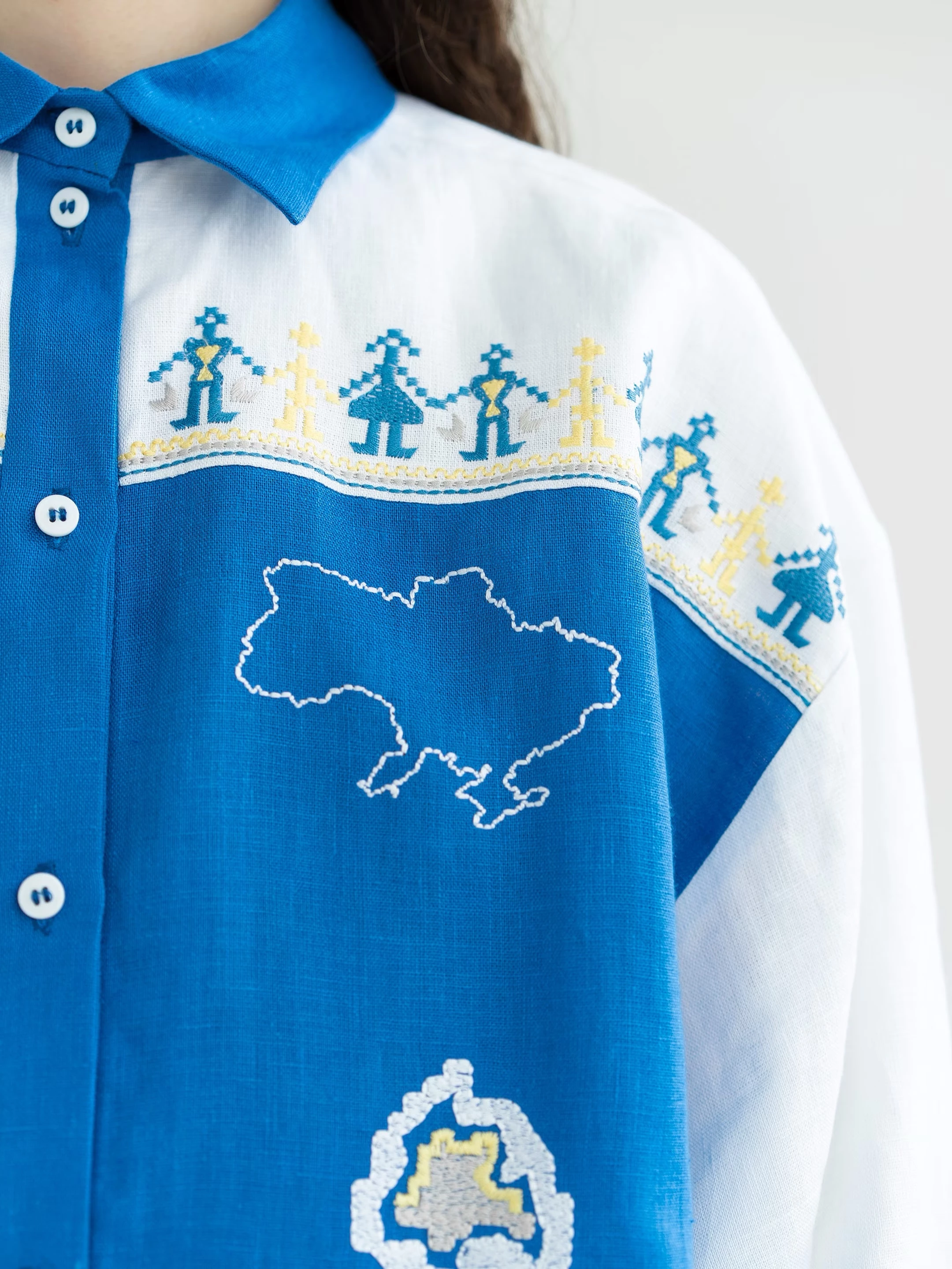 Українські бренди запалюють: жовто-сині кольори у нових колекціях 18 Українські бренди запалюють: жовто-сині кольори у нових колекціях9
