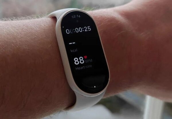 Головна 77 Xiaomi: розумний фітнес-трекер, що кидає виклик Apple Watch