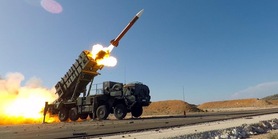 Американська ракета ERAM: нова зброя для України у протидії балістиці агресора