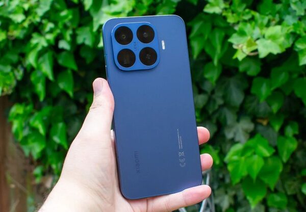 Vivo X300e проти Xiaomi 17T Pro: експерт розкрив переможця битви флагманів