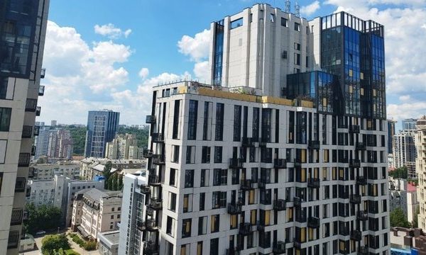 Кількість новобудов, що виходять на ринок у Києві у 2026 році, скоротилася на 40% – за даними “ЛУН”