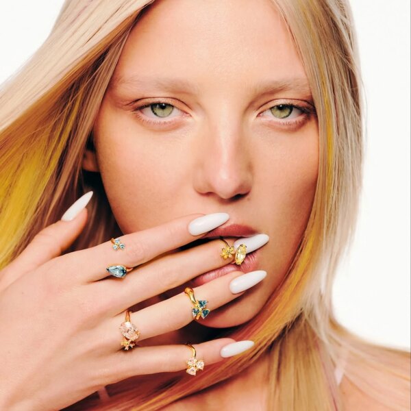 Головна 68 Українські бренди запалюють: жовто-сині кольори у нових колекціях