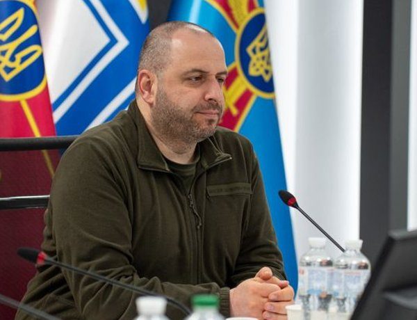 НАБУ розслідує можливе зловживання владою міністром оборони Умєровим