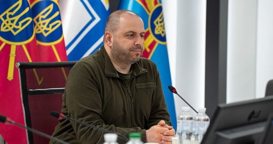 Головна 49 НАБУ розслідує можливе зловживання владою міністром оборони Умєровим