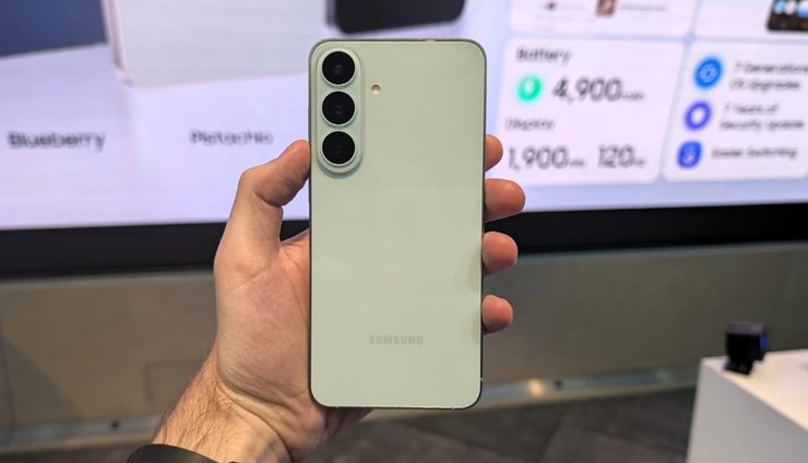 Xiaomi, Motorola, OnePlus: обирай свій флагман 2026 року на заміну Galaxy S26 FE 7 Xiaomi, Motorola, OnePlus: обирай свій флагман 2026 року на заміну Galaxy S26 FE 7