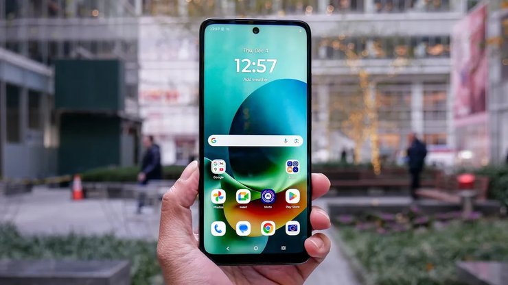 Бюджетні смартфони 2026: Samsung та Motorola представляють 5 топових моделей 8 Бюджетні смартфони 2026: Samsung та Motorola представляють 5 топових моделей 8