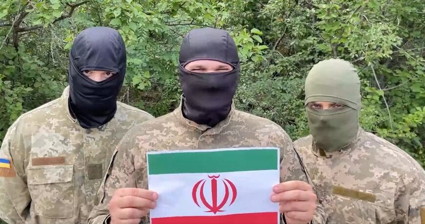 Головна 80 Військові в одностроях ЗСУ погрожують Ірану: мережею шириться відео