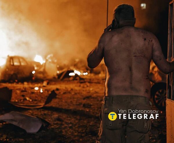 Головна 74 Київ відбиває масовану атаку: 12 загиблих, десятки поранених.
