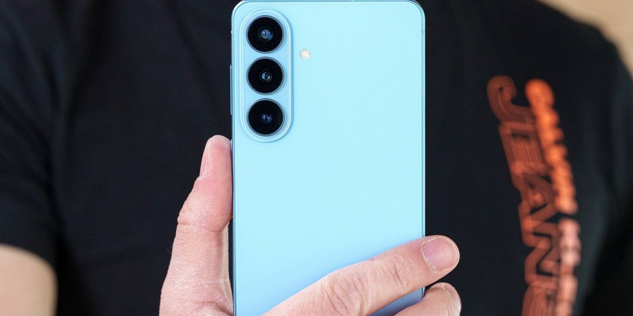 Samsung розкриває карти: усі характеристики Galaxy S26 FE вже відомі 3 Samsung розкриває карти: усі характеристики Galaxy S26 FE вже відомі 3