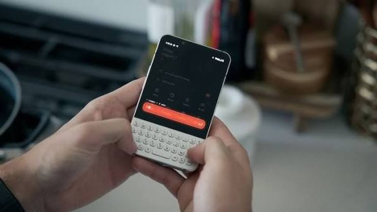 Відкрий для себе дивовижні смартфони з QWERTY: 3 унікальні моделі для справжніх поціновувачів 8