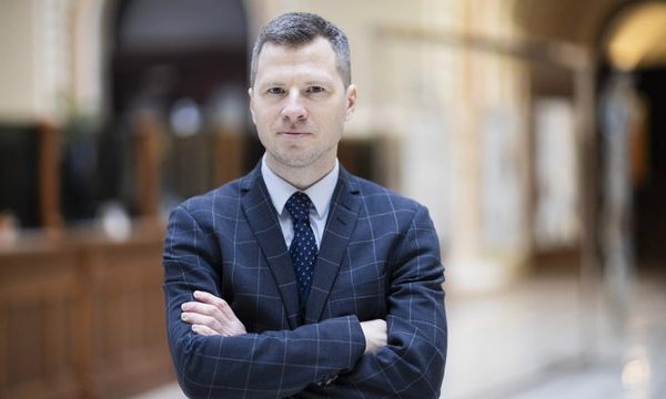 Головна 78 Колишній керівник департаменту нагляду за небанківськими фінустановами Суханов очолив департамент…
