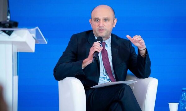 Мінекономіки: Вплив обстрілів та блокування портів може спричинити погіршення прогнозу економічного зростання України у 2026 році