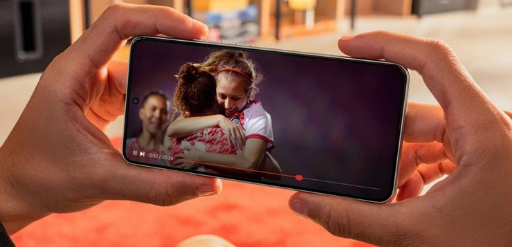 Motorola Edge 70 Max: чи виправдає смартфон ціну понад 600 доларів? 10 Motorola Edge 70 Max: чи виправдає смартфон ціну понад 600 доларів? 10