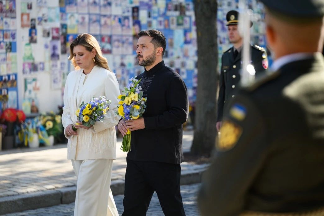 Зеленська засяяла в українському дизайні на святі Незалежності0