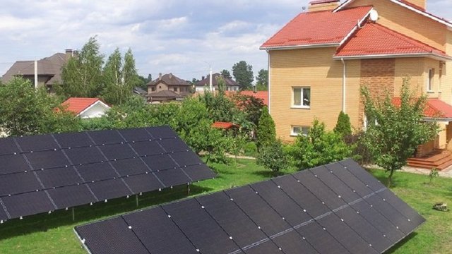 Альтернативні джерела енергії для будинків будуть мати "зелений" тариф у конкретні періоди доби виробництва електроенергії – Національна комісія, що здійснює державне регулювання у сферах енергетики та комунальних послуг. 2 Альтернативні джерела енергії для будинків будуть мати "зелений" тариф у конкретні періоди доби виробництва електроенергії – Національна комісія, що здійснює державне регулювання у сферах енергетики та комунальних послуг. 2