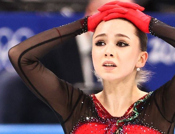 РФ прагне повернути олімпійське золото для “коханки Путіна” – нова хвиля скандалу.