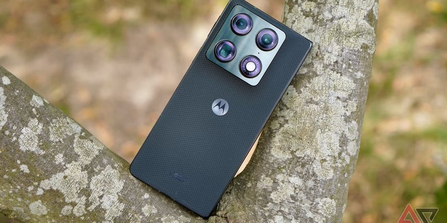 Motorola Razr Fold: складний смартфон, що кидає виклик Samsung та Pixel