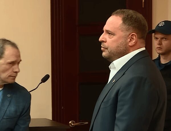 Суд зняв обмеження на пересування для Єрмака: дозволено подорожувати Україною за проханням командування