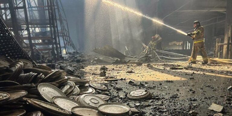 ЗСУ відбивають атаки: Російські війська ціляться у склади на Київщині 5 ЗСУ відбивають атаки: Російські війська ціляться у склади на Київщині 5