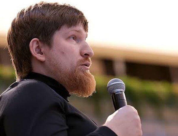 Підірвали авто директора заводу дронів: замах на творця “Уралдронзаводу”
