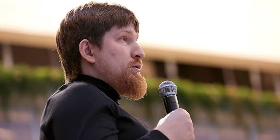 Підірвали авто директора заводу дронів: замах на творця “Уралдронзаводу”