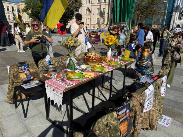 Харків'яни об'єдналися: потужна акція на підтримку родин безвісти зниклих 16
