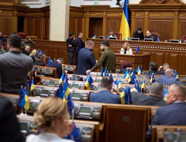 71 обранець зник: куди поділися нардепи за сім років роботи у Раді