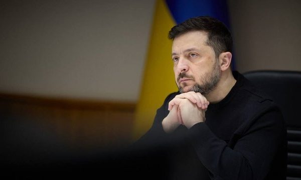 Зеленський все більше розчарований Пишним через його зв’язки з МВФ – Bloomberg