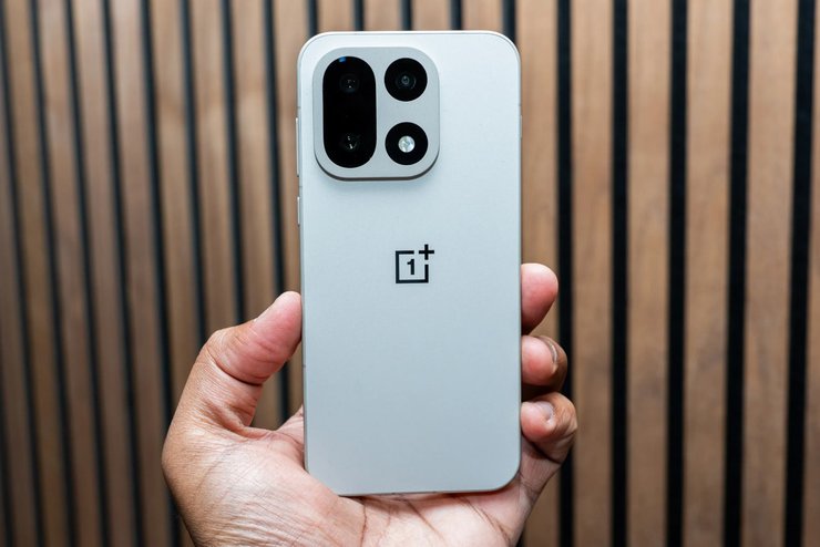 Honor, Xiaomi, OnePlus, Oppo, Poco: Смартфони-марафонці, що працюють до 4 днів без підзарядки 10 Honor, Xiaomi, OnePlus, Oppo, Poco: Смартфони-марафонці, що працюють до 4 днів без підзарядки 10