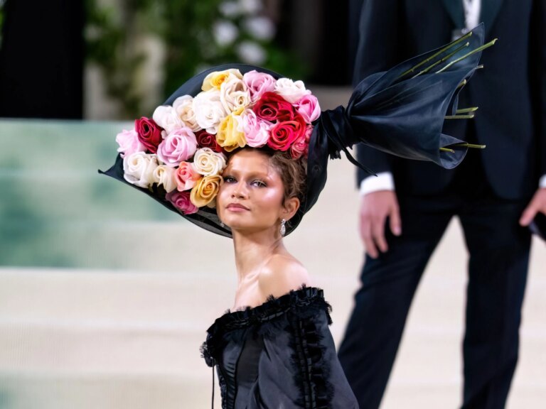 Met Gala 2027 віддасть шану скандальному генію моди: хто стане зіркою вечора 5 Met Gala 2027 віддасть шану скандальному генію моди: хто стане зіркою вечора 4