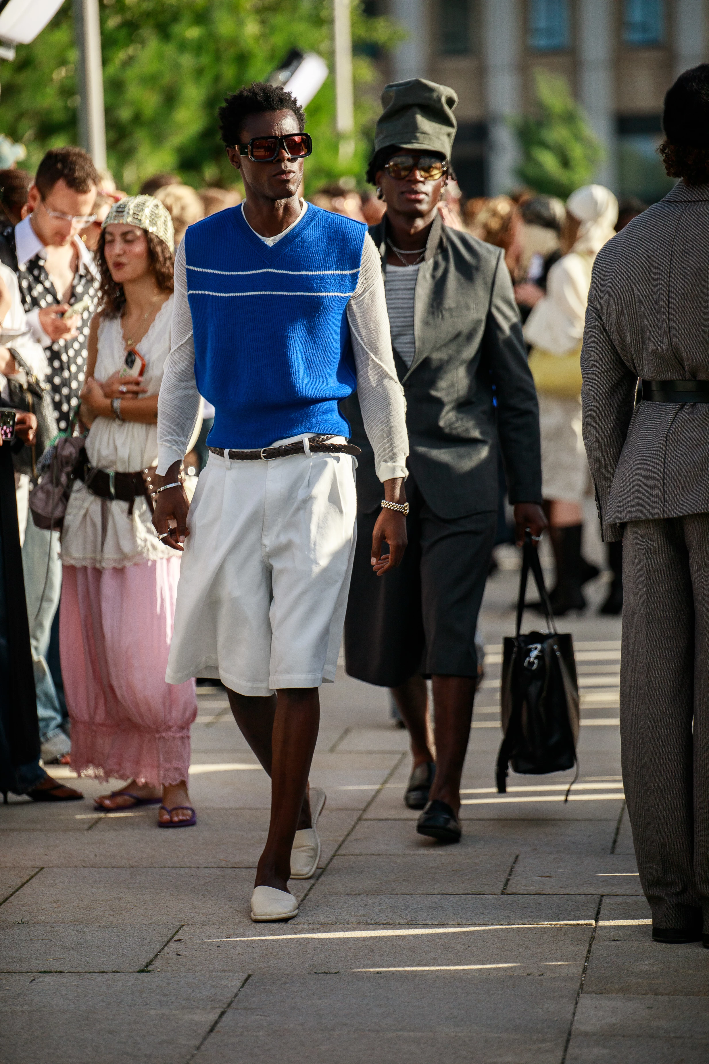 Copenhagen Fashion Week: Вибираємо найстильніші образи від гостей 75 Copenhagen Fashion Week: Вибираємо найстильніші образи від гостей36